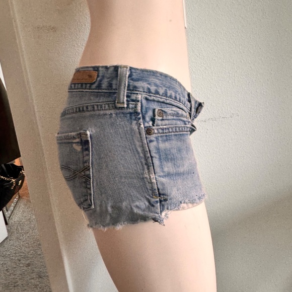 Abercrombie & Fitch Jean shorts - Picture 3 of 9